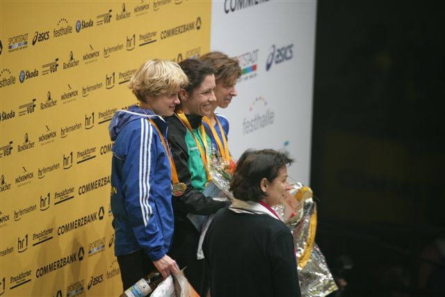 Siegerehrung Hessenmeisterschaft Frauen 2010_ffm_marathon_2